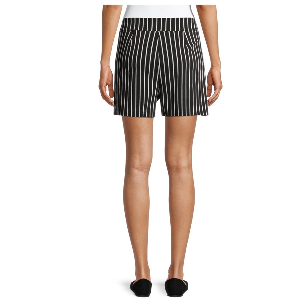 Women's Millennium 4'' Pull-On Shorts. Color: black/ white stripes - Picture 2 of 6